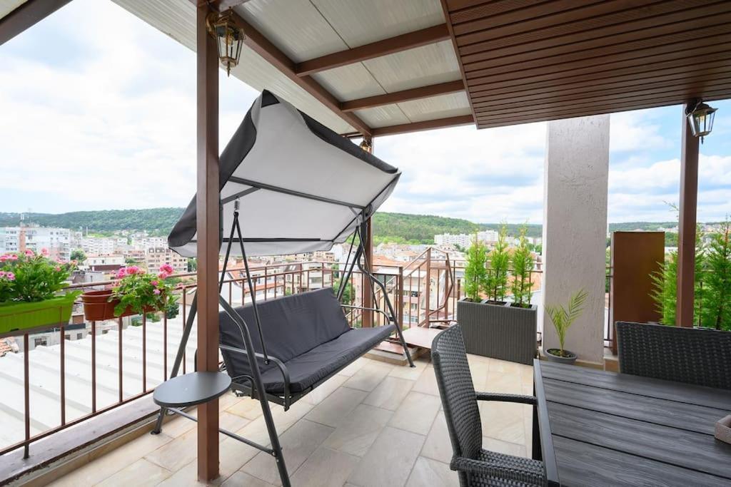 Sunset Luxury Apartment Varna Bagian luar foto